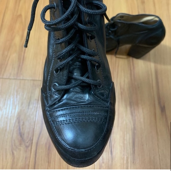 Dries Van Noten Black Lace Up Heeled Booties - Picture 6 of 11